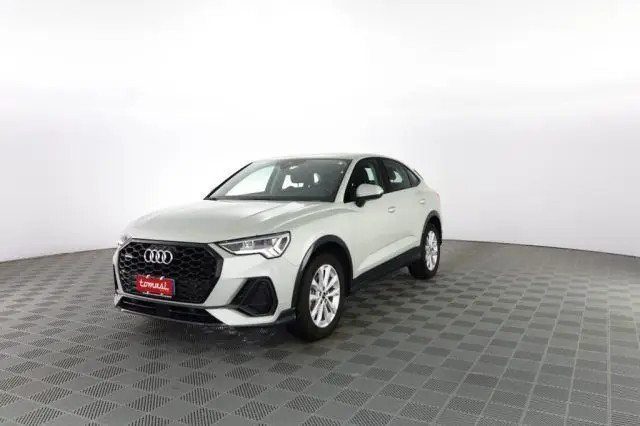 Photo 1 : Audi Q3 2021 Diesel