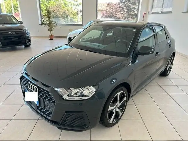 Photo 1 : Audi A1 2021 Petrol