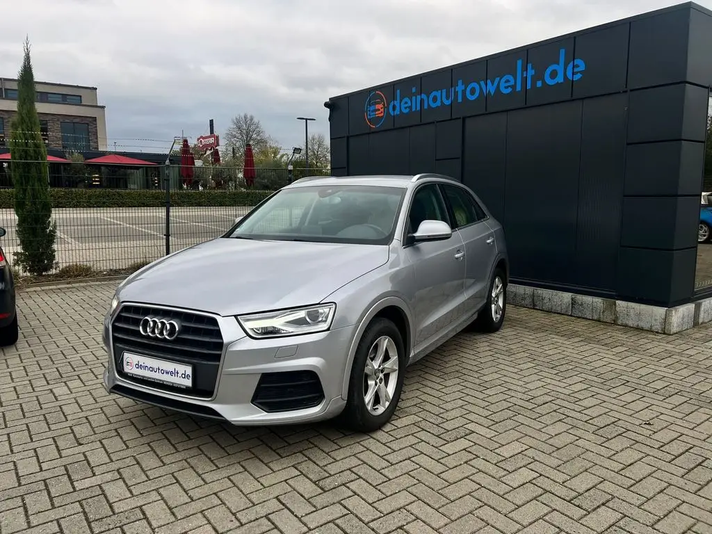 Photo 1 : Audi Q3 2015 Petrol