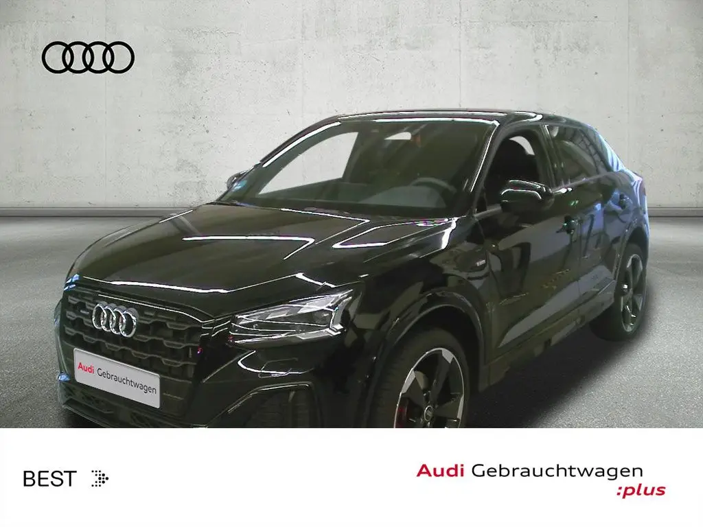 Photo 1 : Audi Q2 2024 Petrol