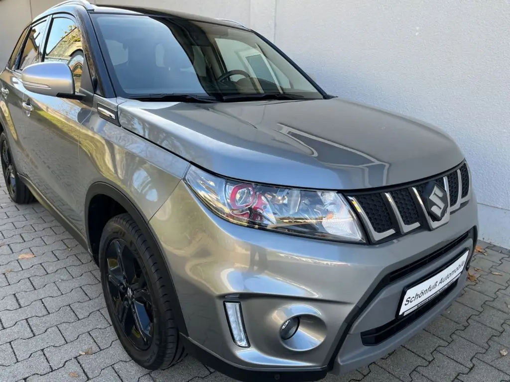 Photo 1 : Suzuki Vitara 2016 Petrol