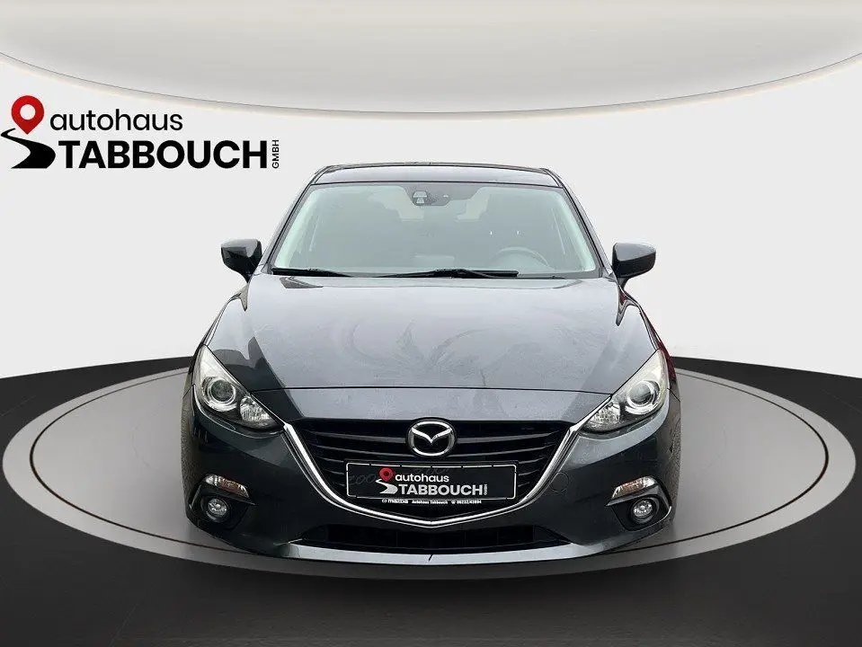 Photo 1 : Mazda 3 2015 Petrol