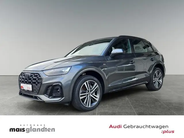 Photo 1 : Audi Q5 2021 Hybride