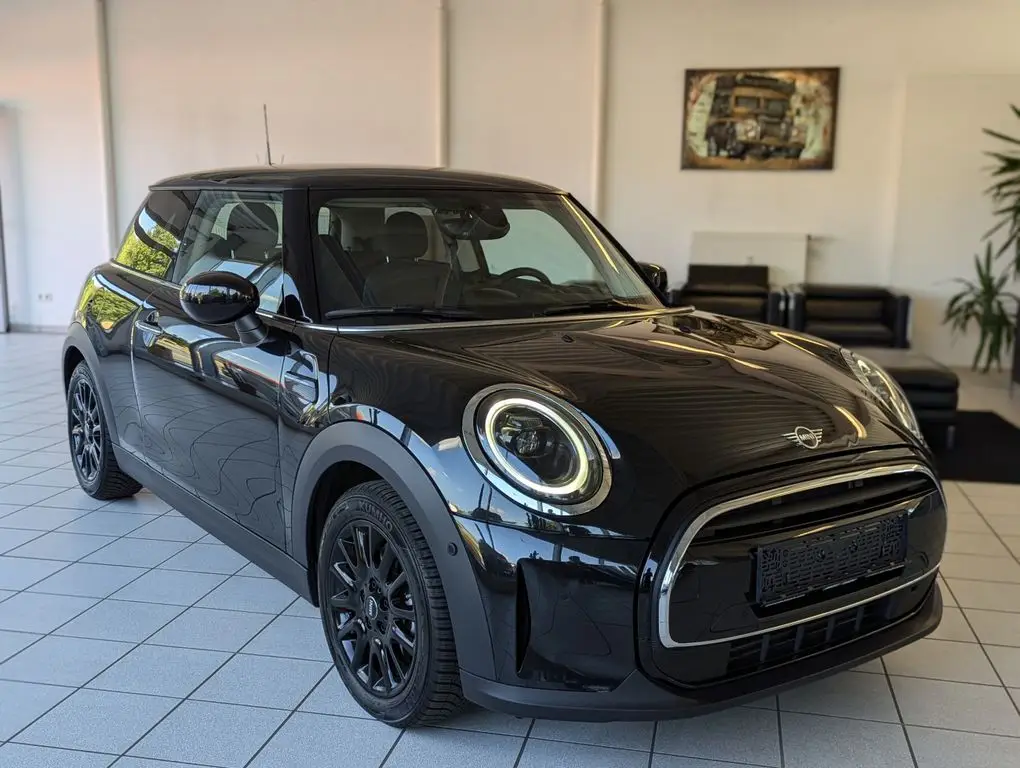 Photo 1 : Mini Cooper 2024 Petrol