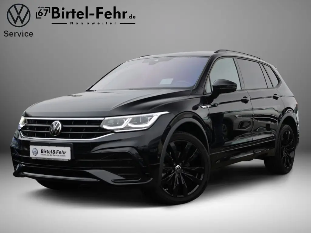 Photo 1 : Volkswagen Tiguan 2023 Essence