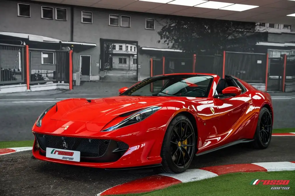 Photo 1 : Ferrari 812 2021 Petrol