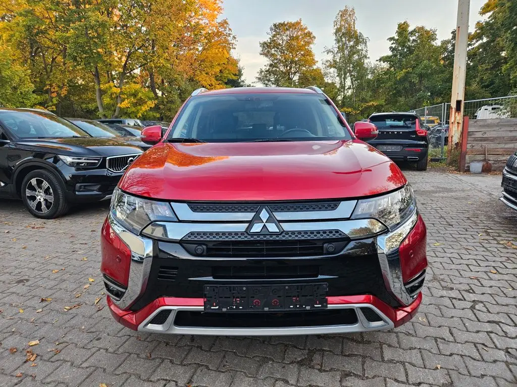 Photo 1 : Mitsubishi Outlander 2019 Hybrid