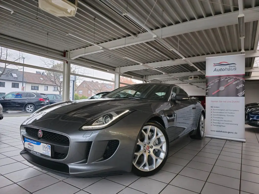 Photo 1 : Jaguar F-type 2017 Petrol