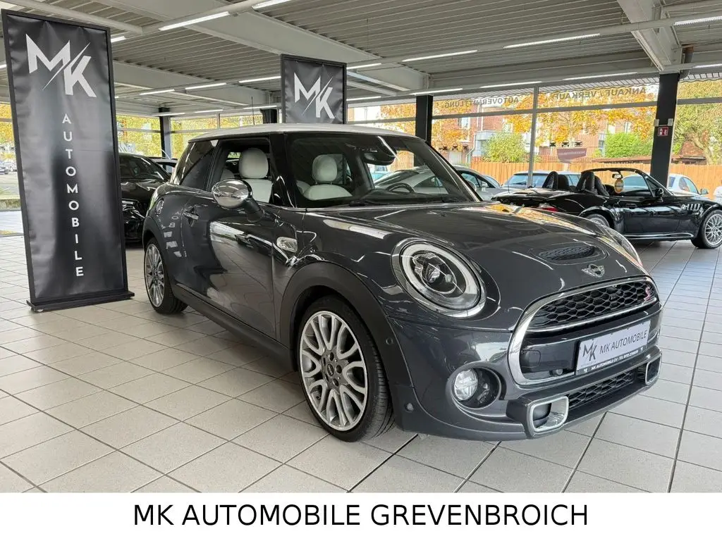 Photo 1 : Mini Cooper 2016 Petrol