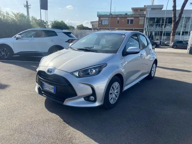 Photo 1 : Toyota Yaris 2021 Hybrid