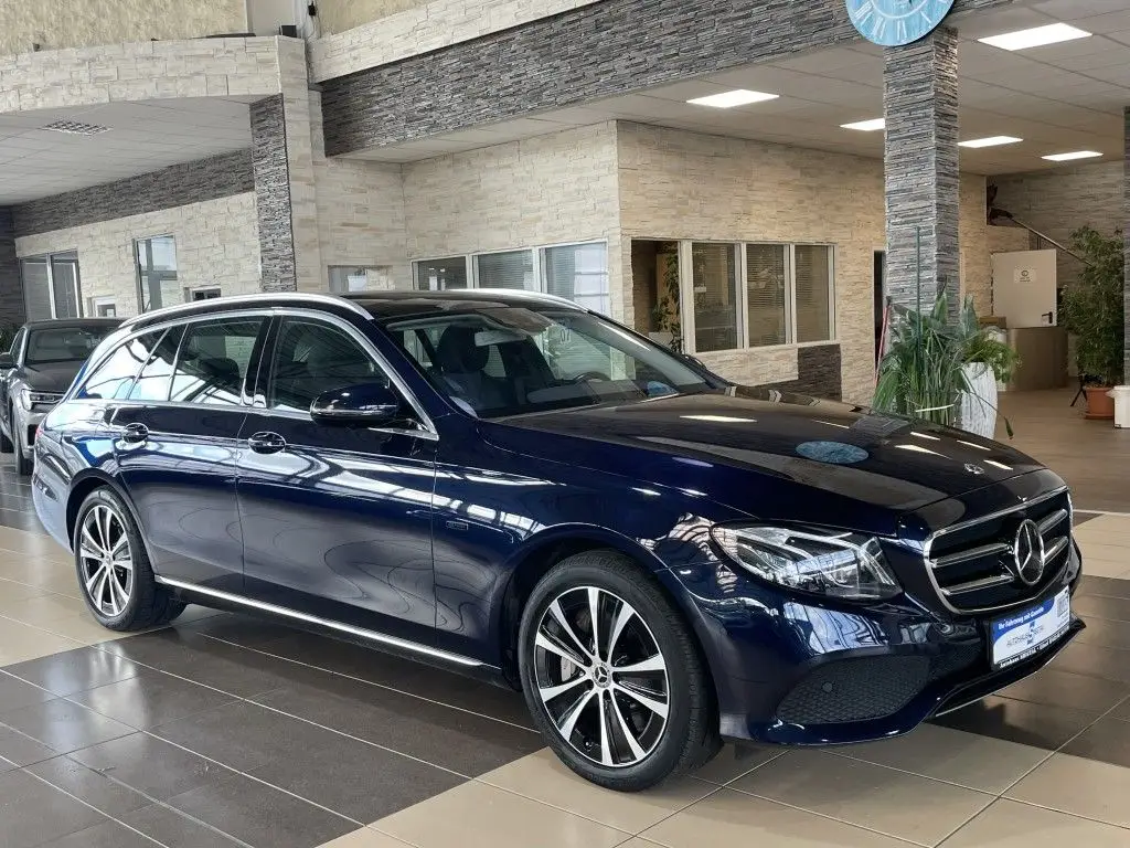 Photo 1 : Mercedes-benz Classe E 2019 Hybrid