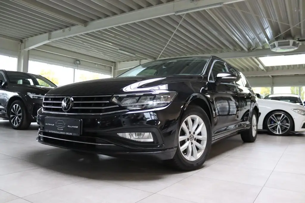 Photo 1 : Volkswagen Passat 2020 Diesel