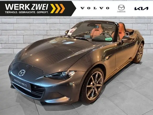 Photo 1 : Mazda Mx-5 2024 Essence