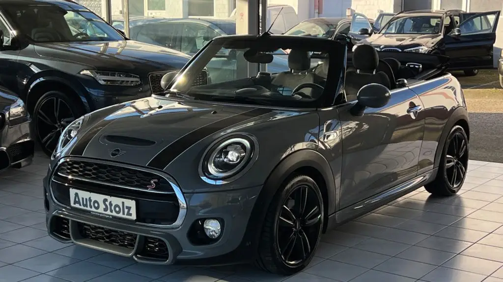 Photo 1 : Mini Cooper 2018 Petrol