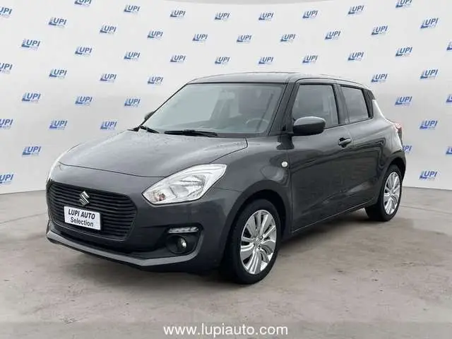 Photo 1 : Suzuki Swift 2017 Essence