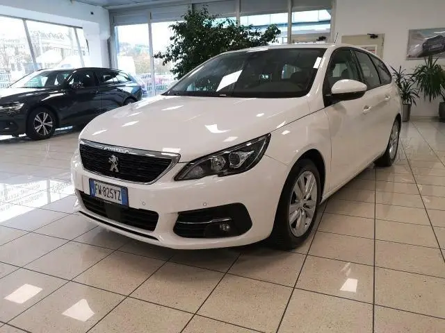 Photo 1 : Peugeot 308 2019 Diesel