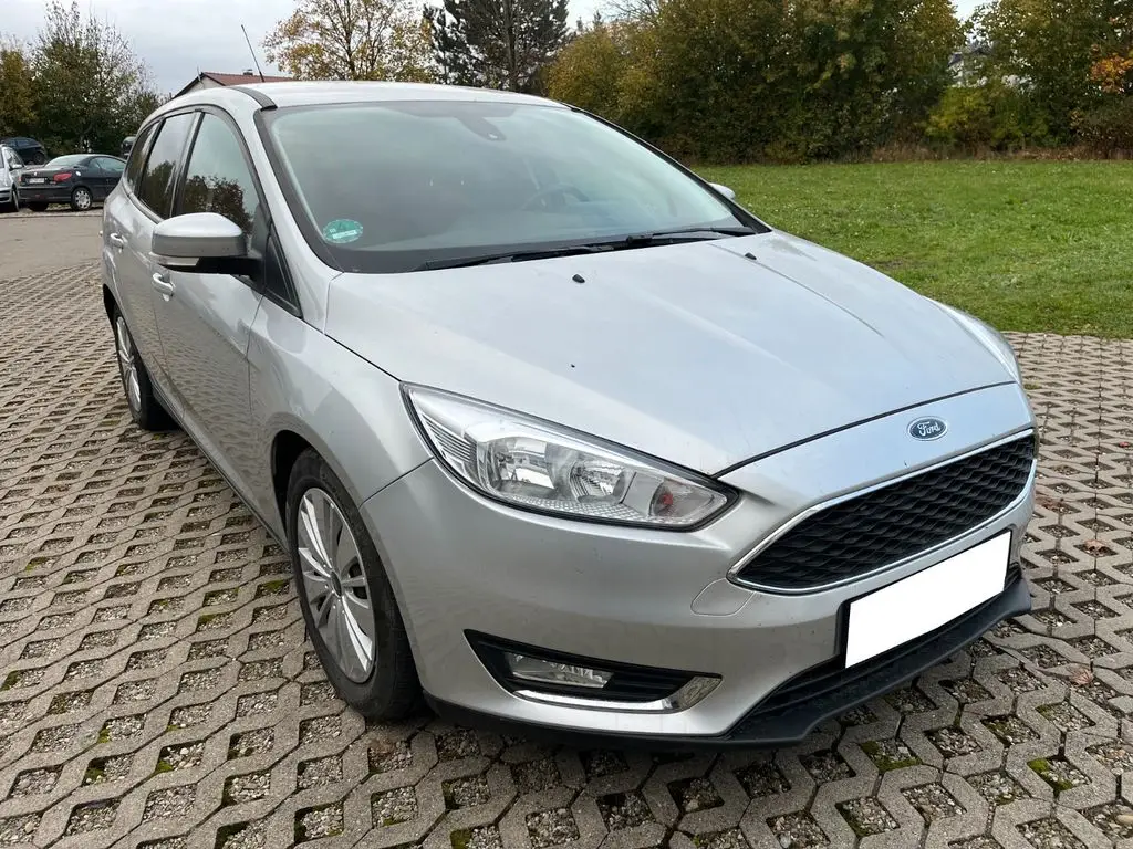 Photo 1 : Ford Focus 2015 Diesel