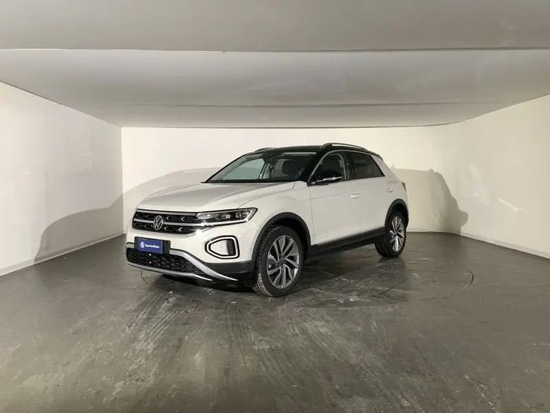 Photo 1 : Volkswagen T-roc 2022 Others