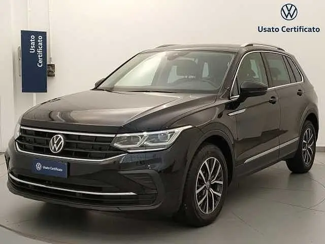 Photo 1 : Volkswagen Tiguan 2020 Essence