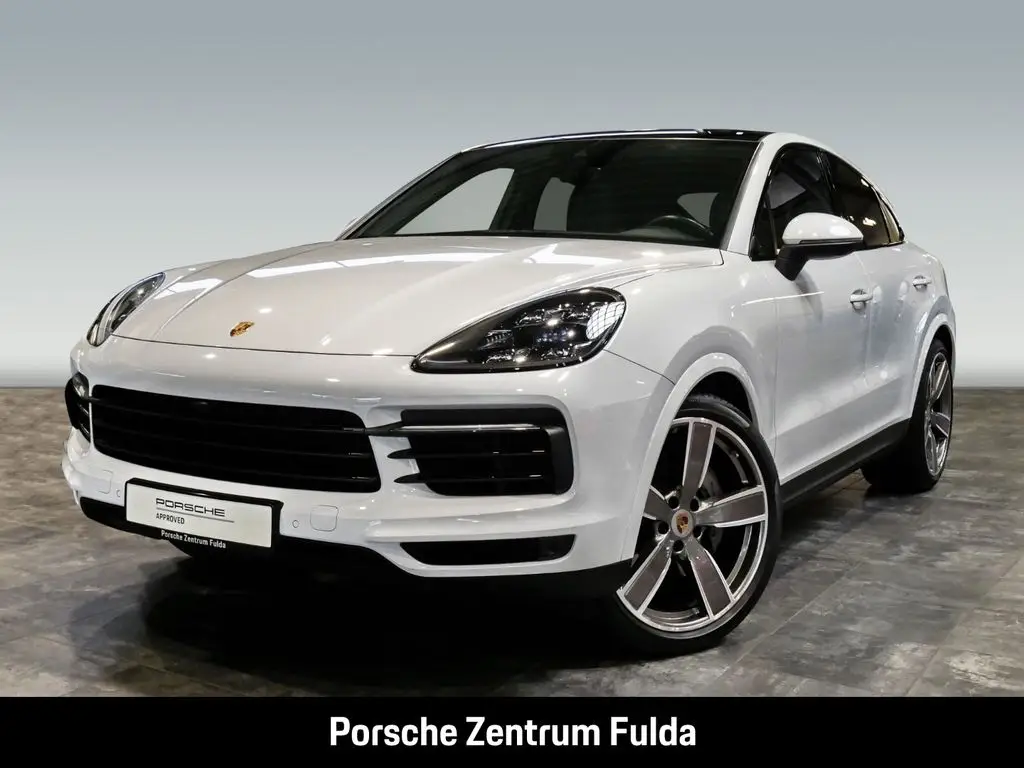 Photo 1 : Porsche Cayenne 2019 Essence