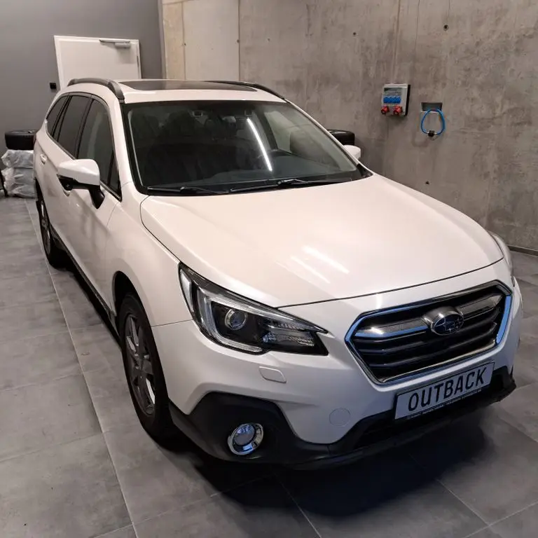 Photo 1 : Subaru Outback 2019 Essence