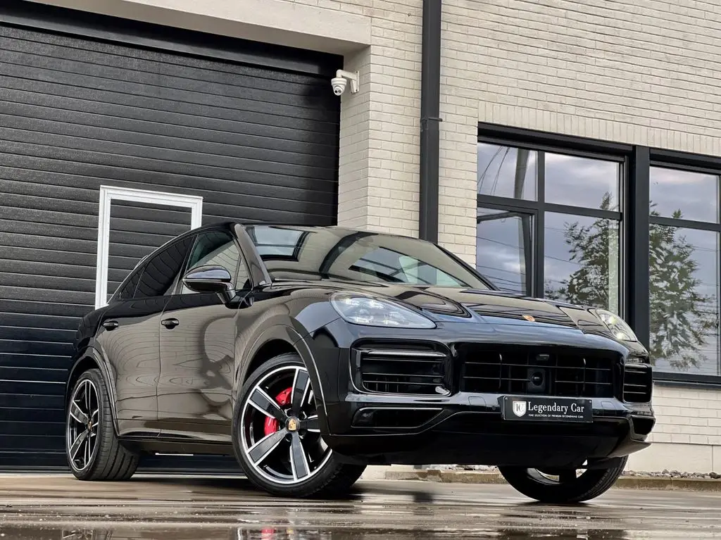 Photo 1 : Porsche Cayenne 2021 Essence