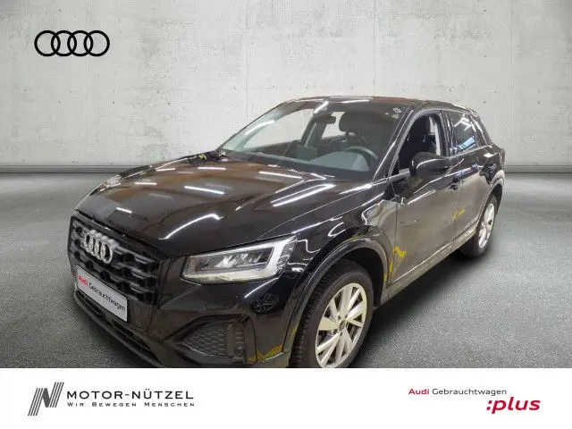 Photo 1 : Audi Q2 2024 Petrol