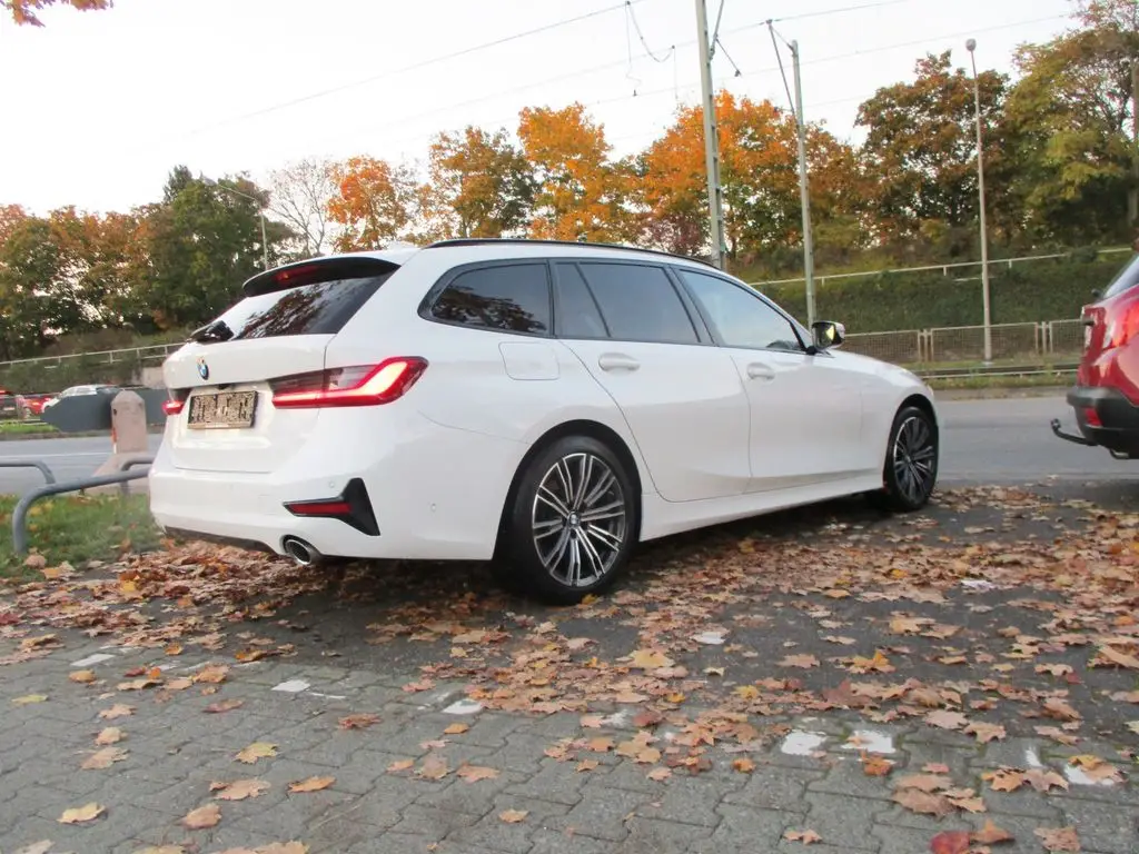 Photo 1 : Bmw Serie 3 2019 Diesel