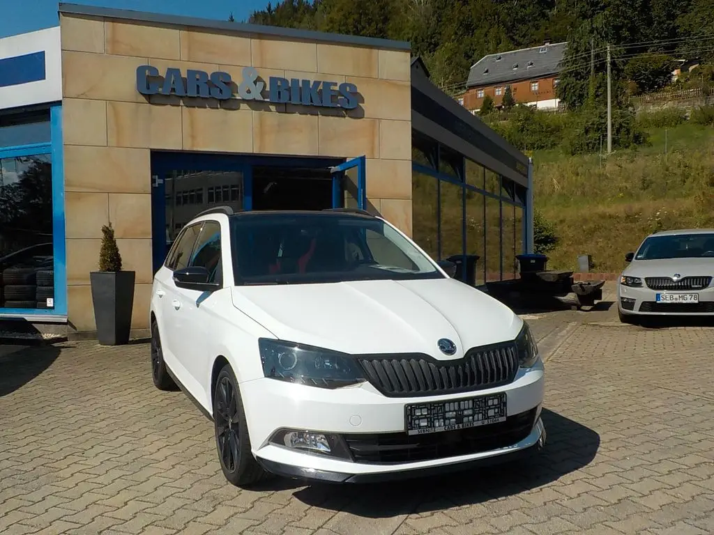 Photo 1 : Skoda Fabia 2018 Petrol