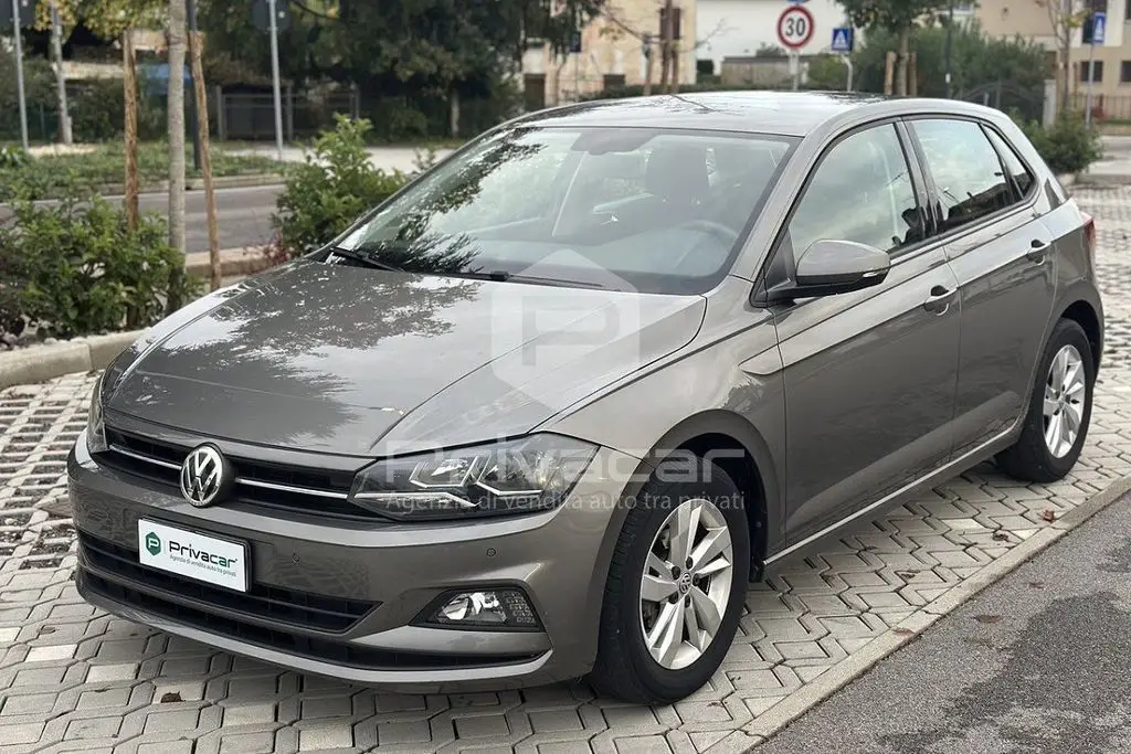 Photo 1 : Volkswagen Polo 2018 Petrol