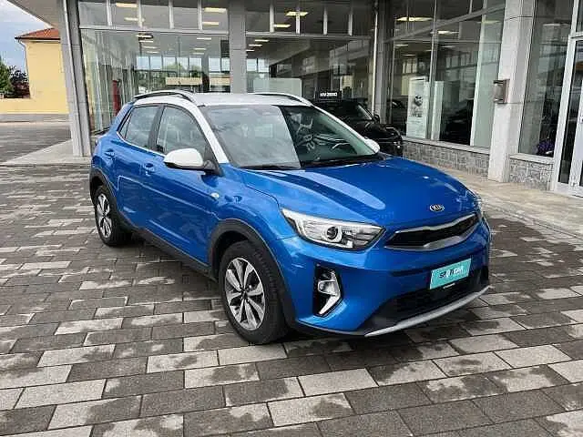 Photo 1 : Kia Stonic 2021 Petrol