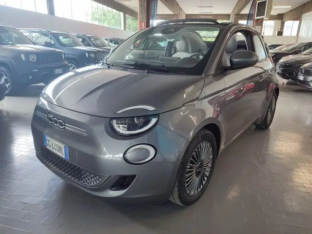 Photo 1 : Fiat 500 2021 Non renseigné