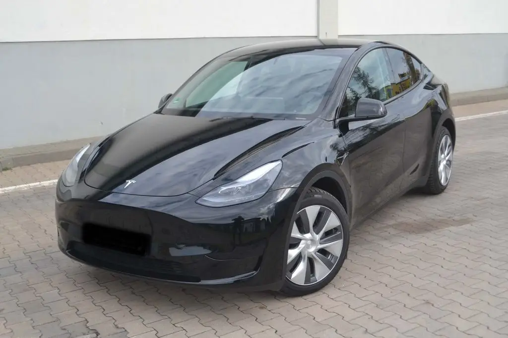 Photo 1 : Tesla Model Y 2023 Non renseigné