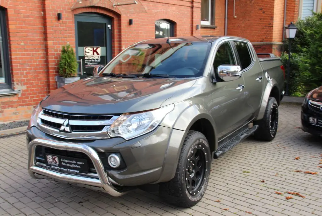 Photo 1 : Mitsubishi L200 2016 Diesel