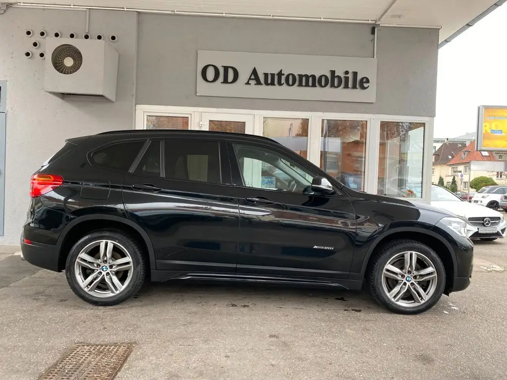 Photo 1 : Bmw X1 2018 Petrol