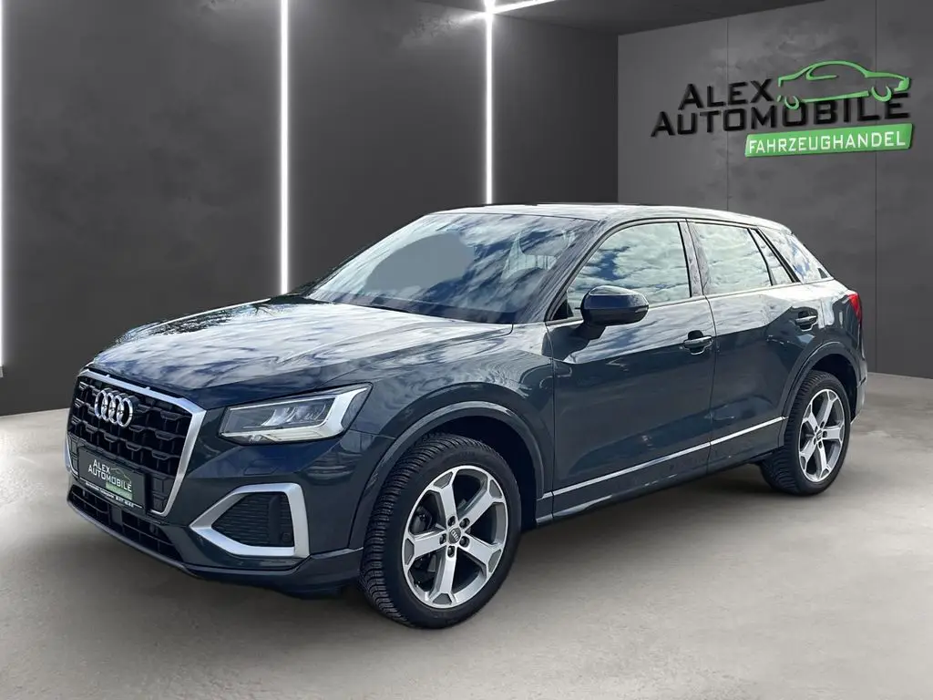 Photo 1 : Audi Q2 2020 Essence