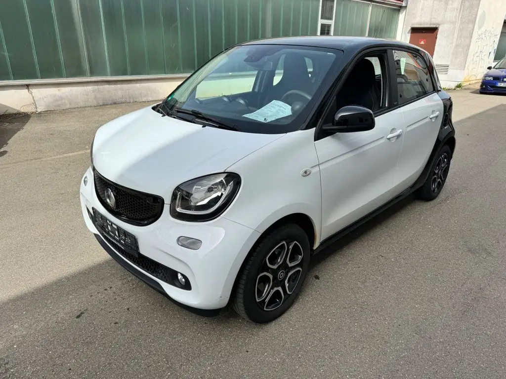 Photo 1 : Smart Forfour 2016 Essence