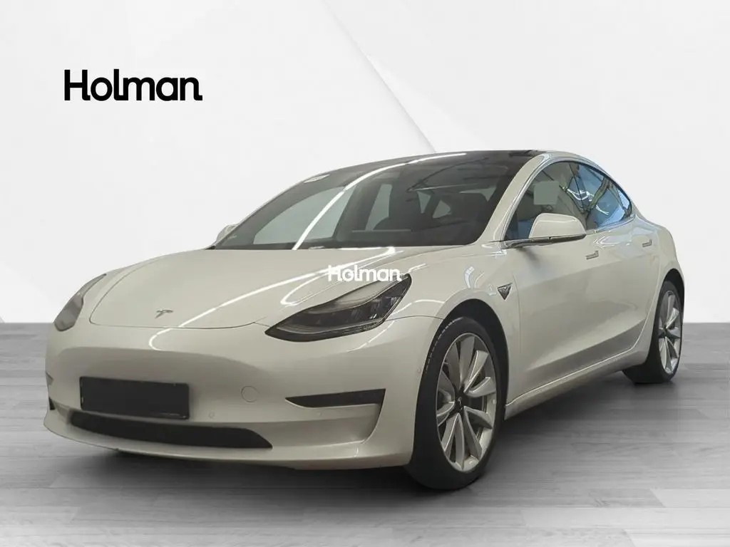 Photo 1 : Tesla Model 3 2020 Non renseigné