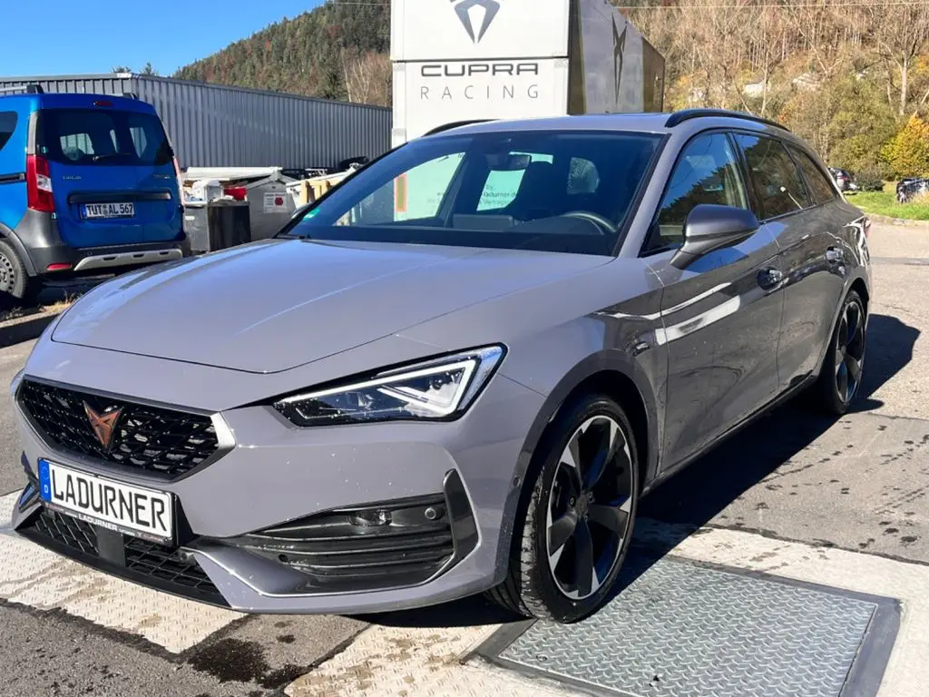 Photo 1 : Cupra Leon 2024 Essence