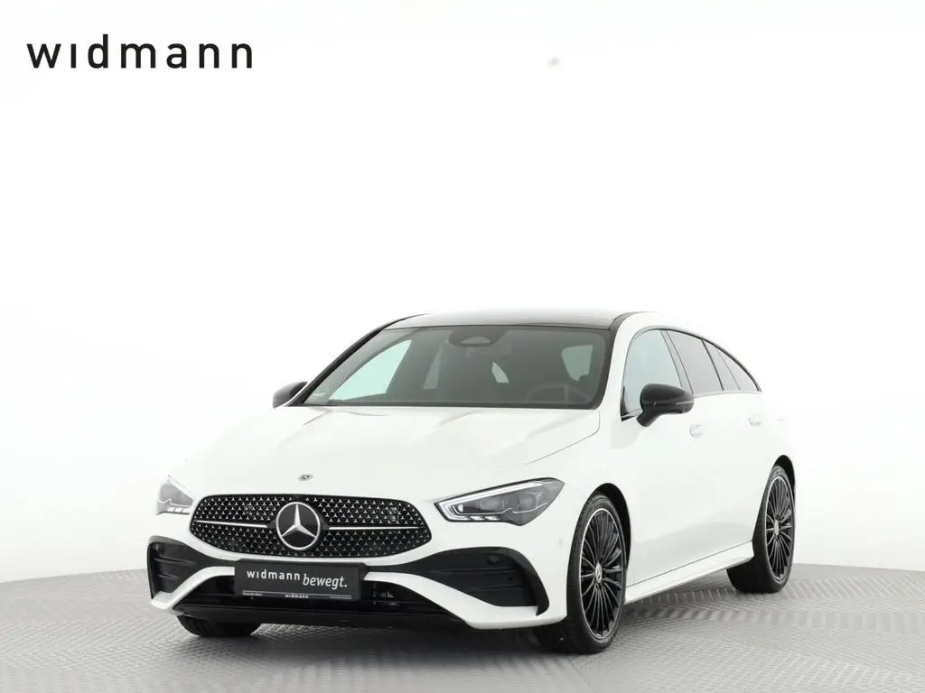 Photo 1 : Mercedes-benz Classe Cla 2024 Petrol