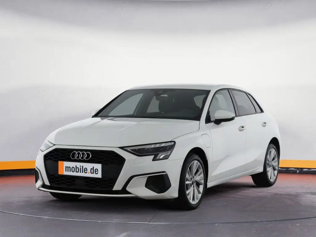 Photo 1 : Audi A3 2021 Hybrid