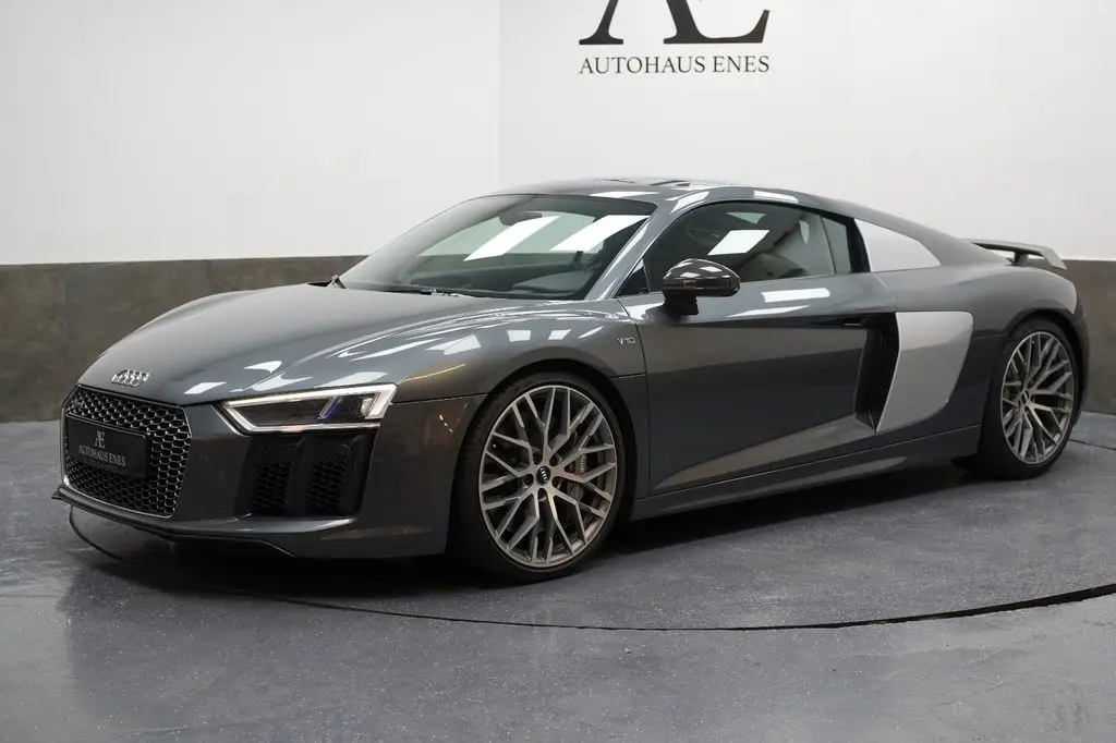 Photo 1 : Audi R8 2016 Essence