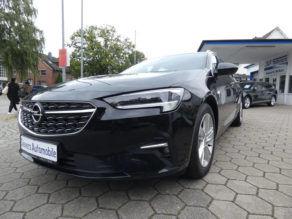 Photo 1 : Opel Insignia 2022 Diesel