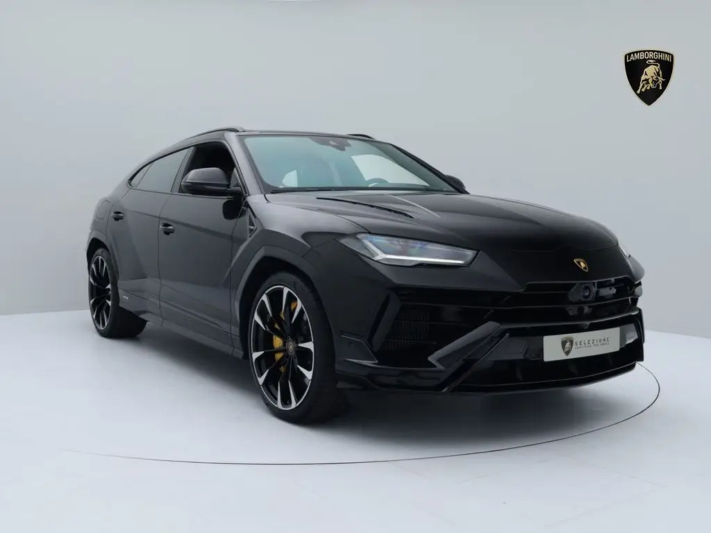 Photo 1 : Lamborghini Urus 2024 Petrol