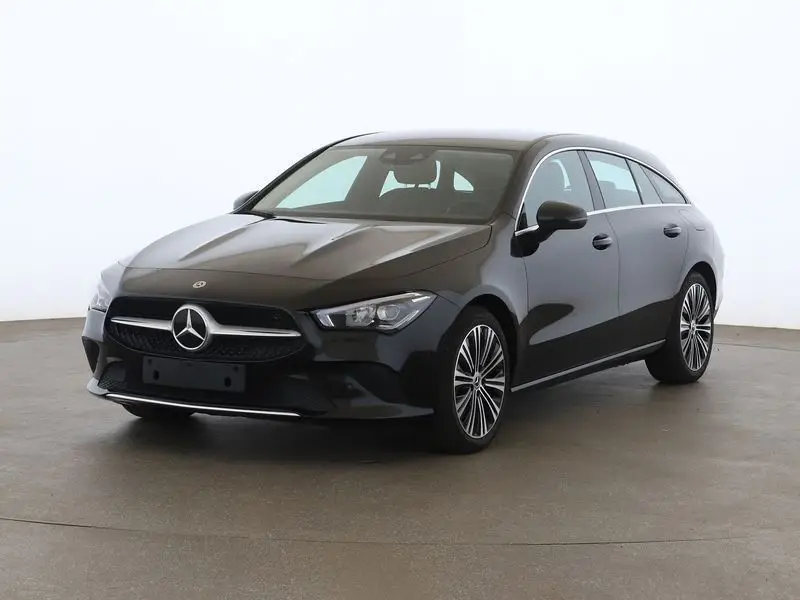 Photo 1 : Mercedes-benz Classe Cla 2023 Essence