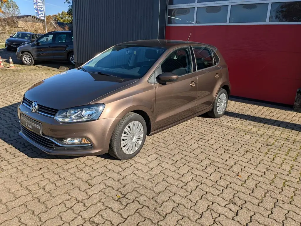 Photo 1 : Volkswagen Polo 2017 Petrol