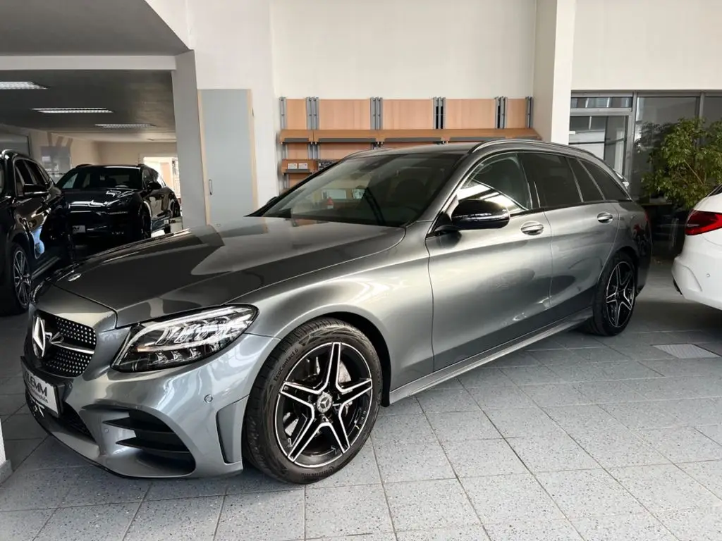 Photo 1 : Mercedes-benz Classe C 2019 Petrol