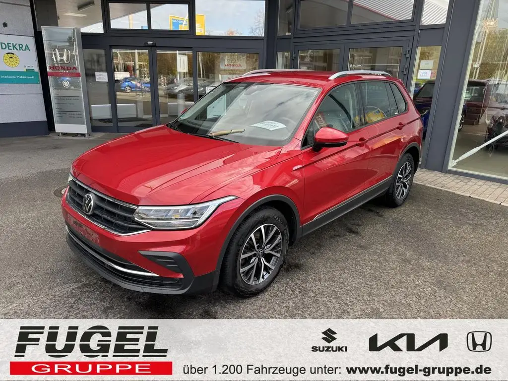 Photo 1 : Volkswagen Tiguan 2021 Petrol