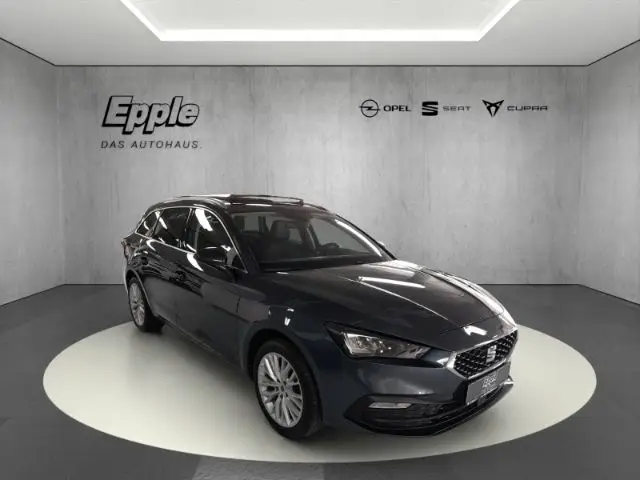 Photo 1 : Seat Leon 2022 Petrol