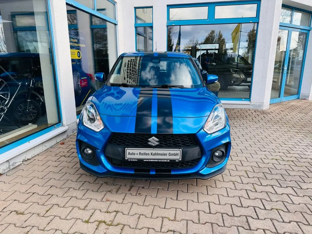 Photo 1 : Suzuki Swift 2018 Petrol